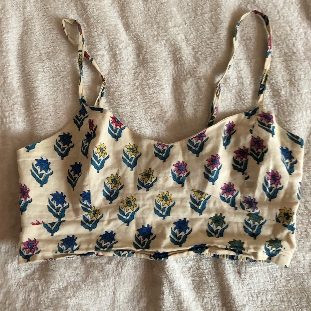 Crop top